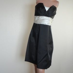 Trixxi Black & White Strapless Dress sz 9